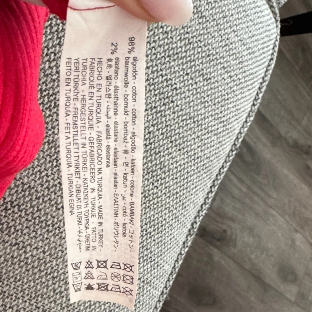 Zara Scarlet Ribbed Midi Dress - Picture 9 of 9